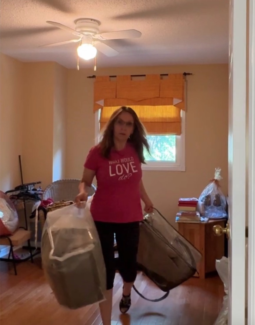 Carrying lamps and cushions in for staging